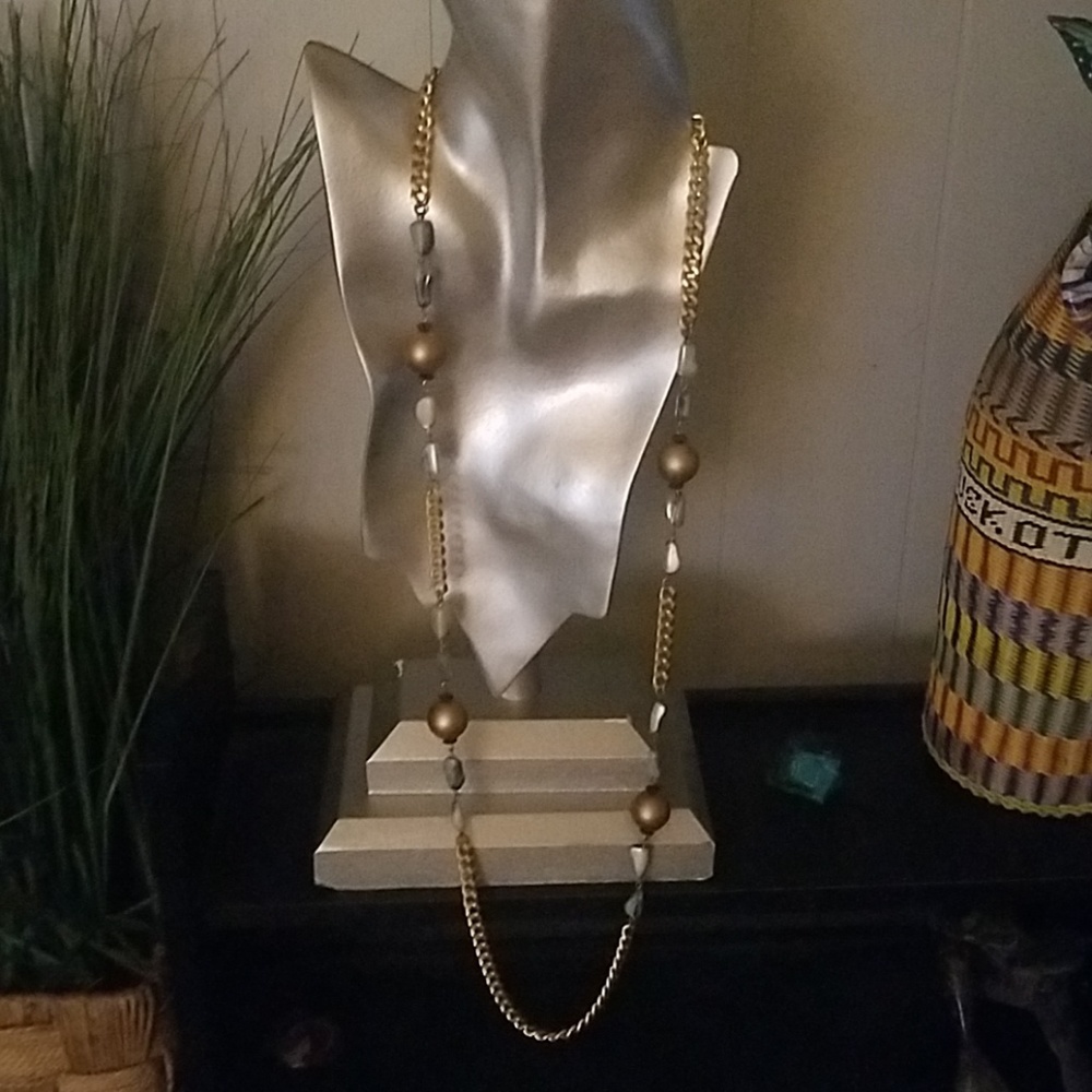 Long necklace - Picture 2 of 2